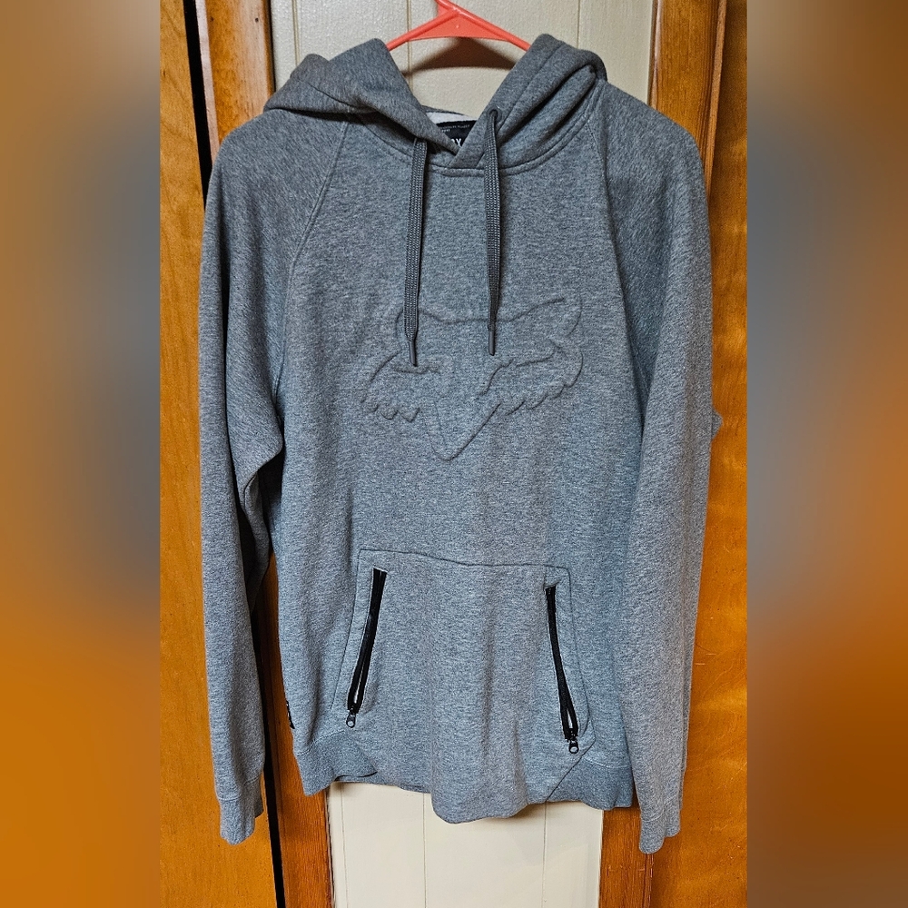 Fox Gray Men's Sweater with Embroidered Logo